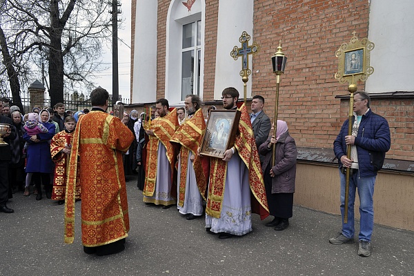 Празднование Антипасхи в Никольском храме