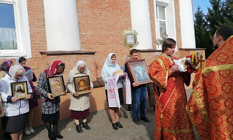 Богослужение во вторник Светлой седмицы 