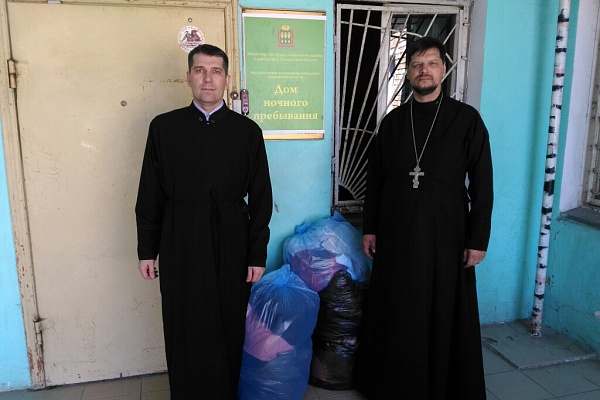 Иерей Сергий Беляков посетил Дом ночного пребывания г.Пензы.