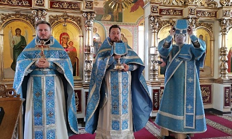 Праздник Покров Пресвятой Богородицы