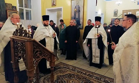 Празднование Собора Архистратига Михаила и прочих Небесных Сил бесплотных