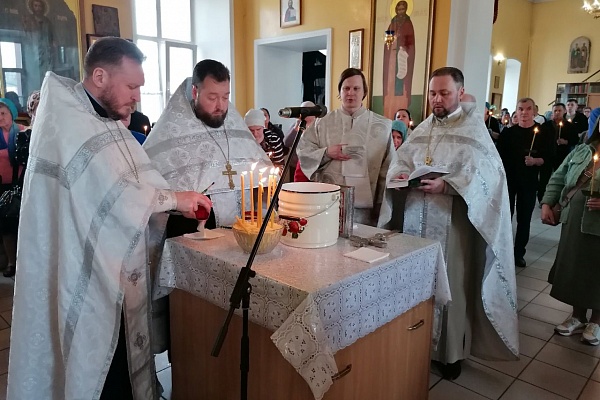  Протоиерей Александр Филиппов совершил Таинство Соборования 