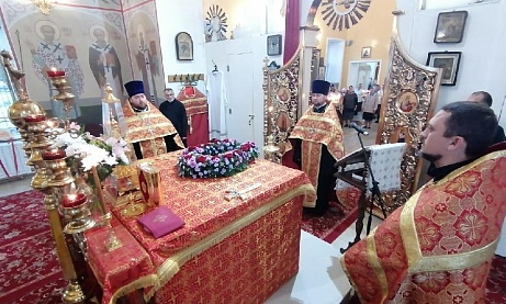 Всенощное бдение в канун празднования Воздвижения Животворящего Креста Господня