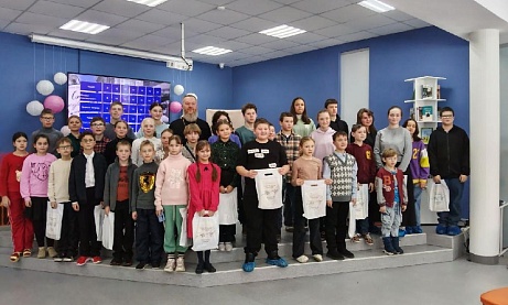 Воспитанники воскресной школы "Азбука веры" приняли участие в литературной викторине по книге Нины Дашевской "Скрипка неизвестного мастера"