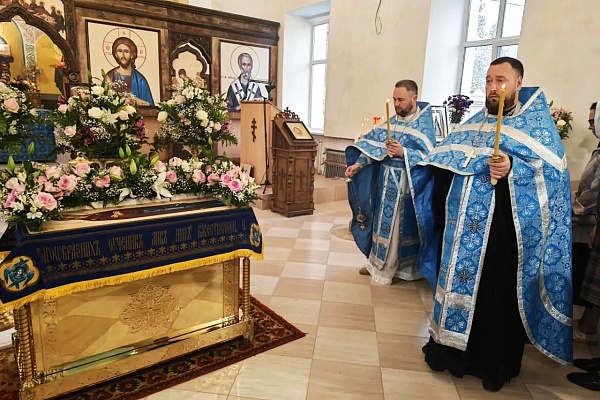 Всенощное бдение накануне Успения Пресвятой Богородицы