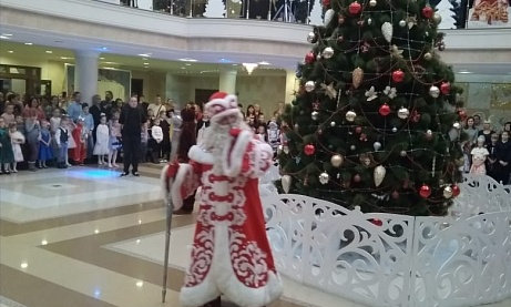 Рождественская ёлка в драмтеатре