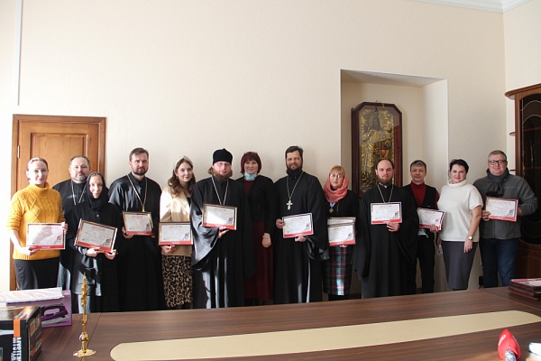 Митрополит Пензенский и Нижнеломовский Серафим наградил дипломом рабочую группу нашего сайта в конкурсе «PROSTOR-2020»
