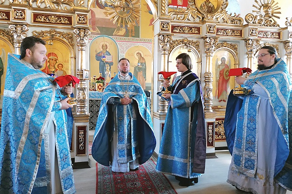  Празднование Благовещение Богородицы