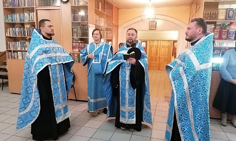 Всенощное бдение в канун празднования Казанской иконе Божией Матери