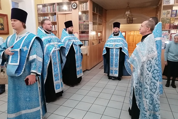 Всенощное бдение в канун праздника Покрова Пресвятой Богородицы