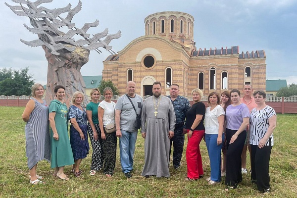 Для сотрудников пензенского УФСИН организована паломническая поездка по святым местам Сердобска