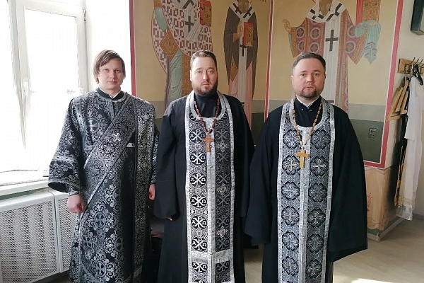 Служба в четверг первой седмицы Великого поста